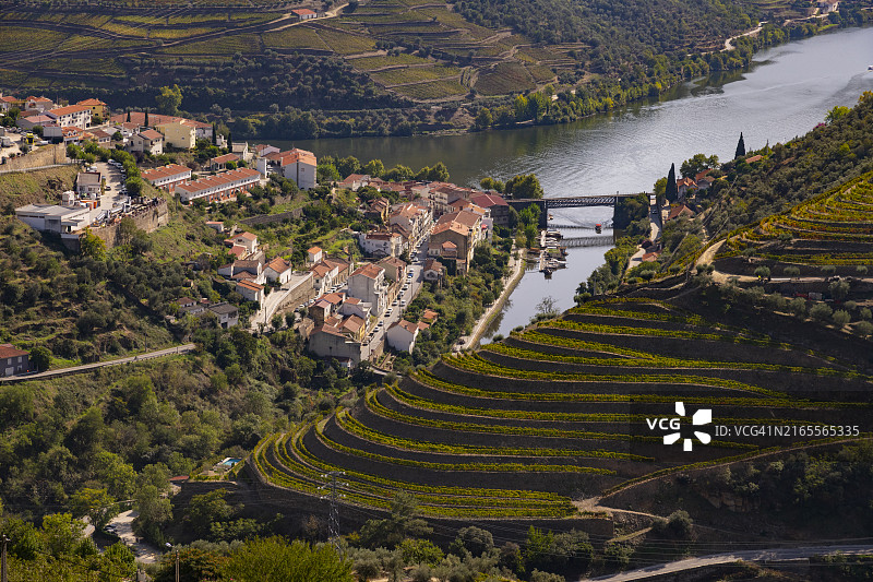 葡萄牙杜罗河谷萨布罗萨的圣克里斯托旺·杜·杜罗图片素材