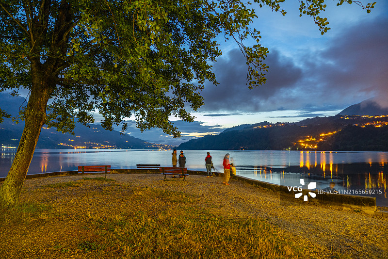 特伦蒂诺-上阿迪杰卡尔多纳佐湖图片素材