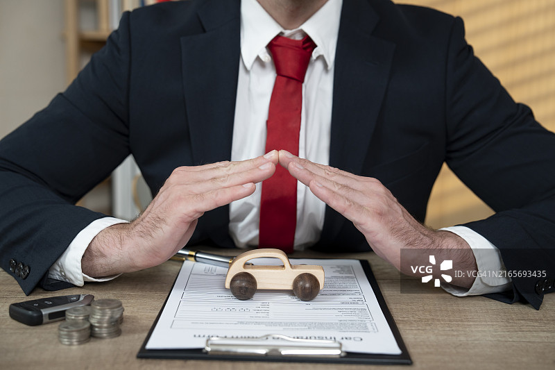 汽车保险，汽车贷款申请图片素材