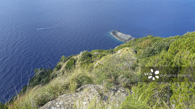波托菲诺地区公园的蓬塔恰帕海岬图片素材