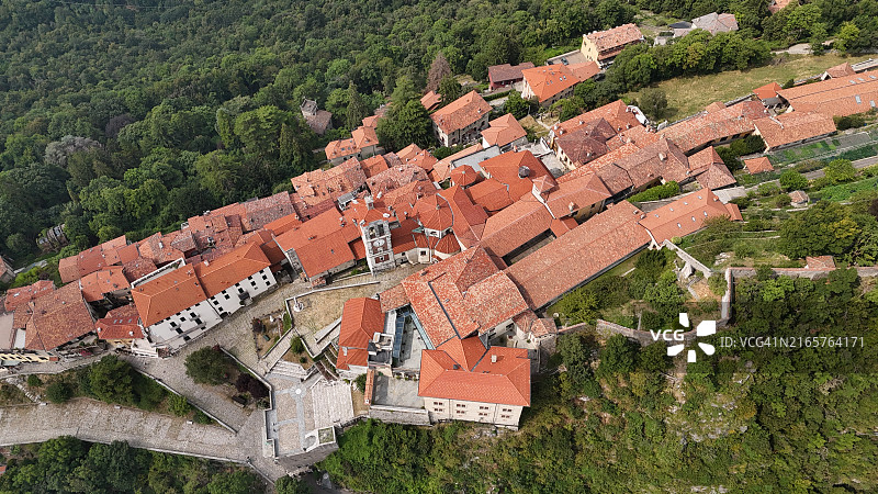 瓦雷泽圣山图片素材