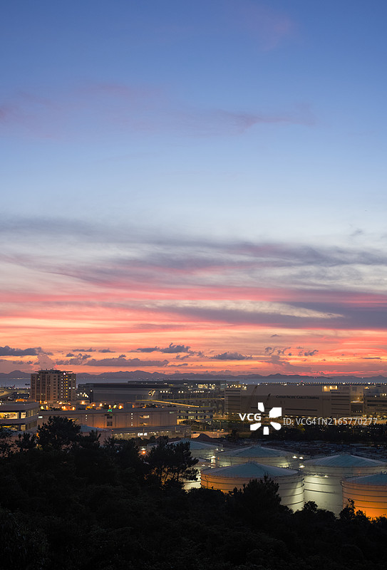 香港国际机场的迷人日落图片素材