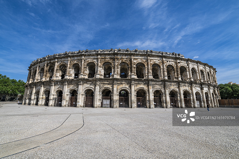 法国奥克西塔尼加尔省尼姆罗马圆形剧场图片素材