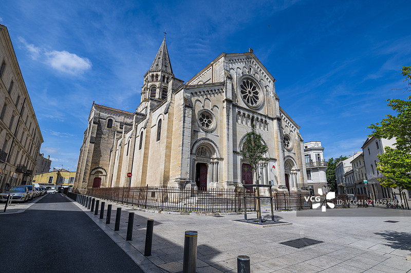 法国尼姆圣保罗教堂图片素材