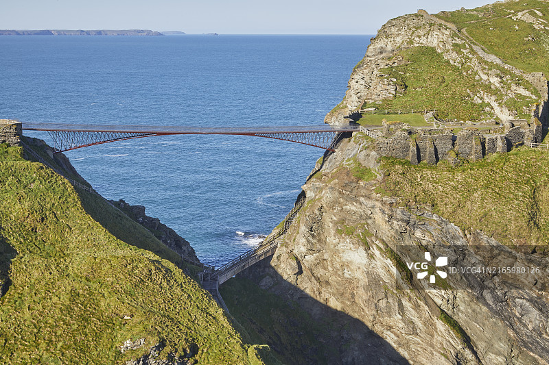 丁塔哲城堡遗址鸟瞰图，据说这里是亚瑟王出生地图片素材