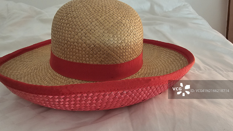 夏季草帽图片素材