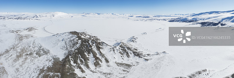 冰雪覆盖的达延湖图片素材