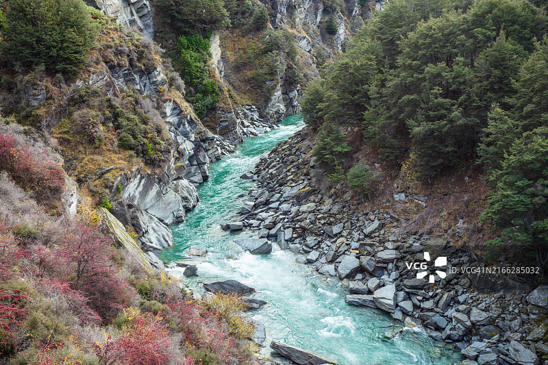 皇后镇的沙特瓦河图片素材