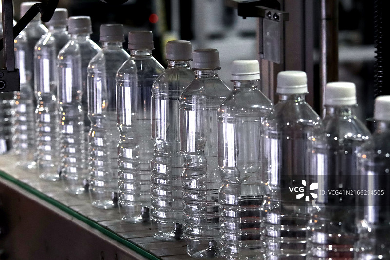 矿泉水灌装生产线图片素材