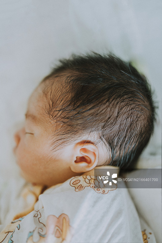 熟睡婴儿特写图片素材