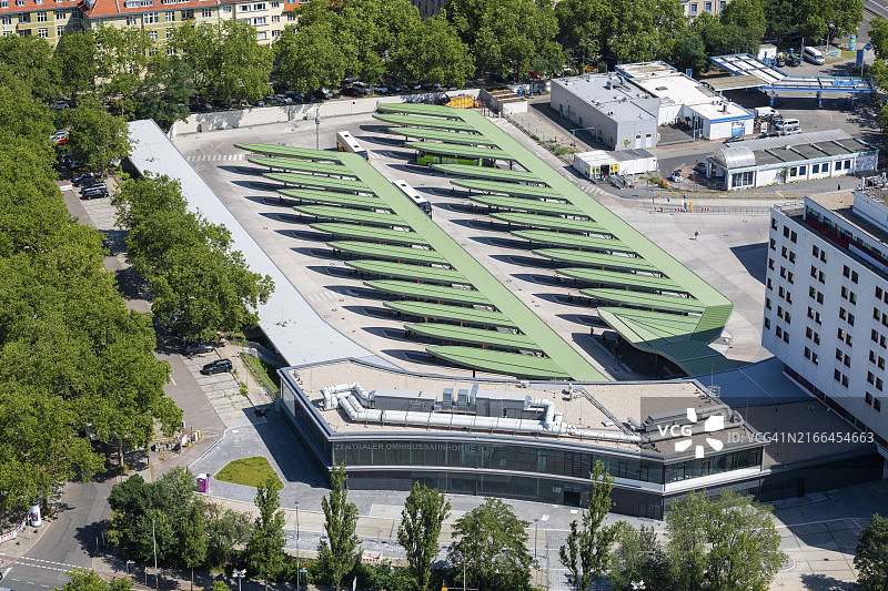 德国柏林夏洛滕堡区梅塞丹姆中央巴士总站图片素材