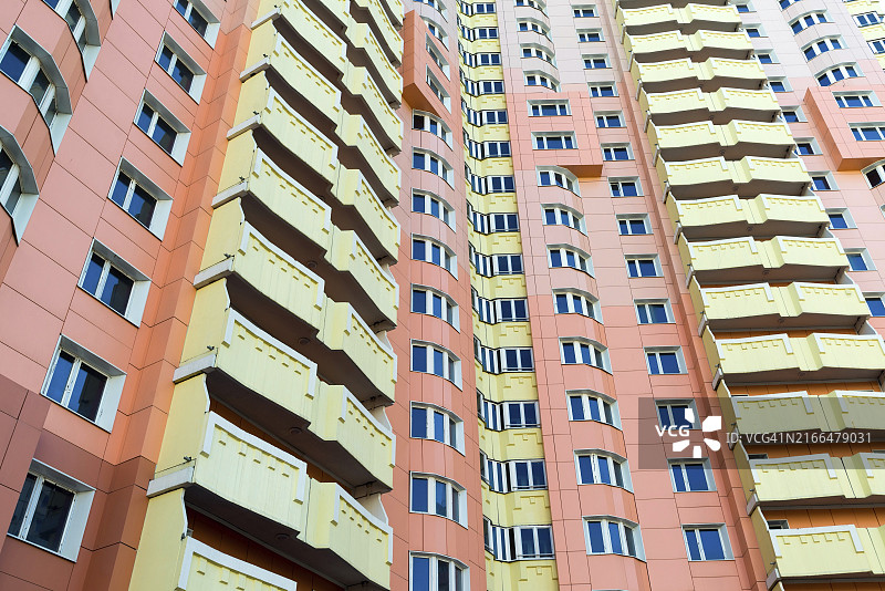 俄罗斯莫斯科的现代多层住宅楼图片素材