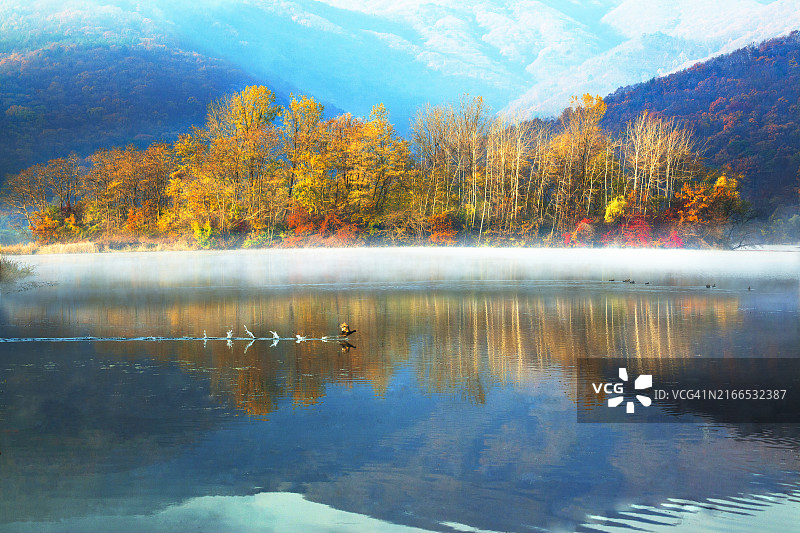 南杨州秋季倒影图片素材