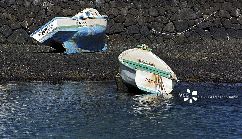 卡门港最古老和最著名的度假胜地位于加那利群岛兰萨罗特岛的东南部。20世纪60年代，这个昔日的渔村被称为拉蒂诺萨图片素材