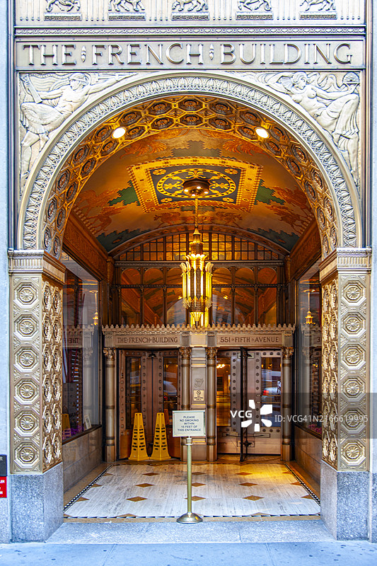 纽约法国大厦入口图片素材