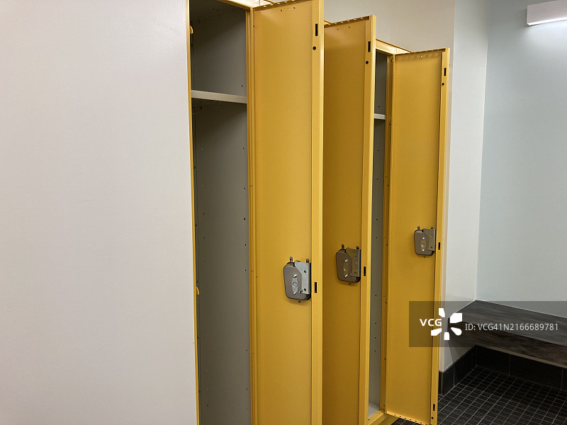 黄色储物柜图片素材