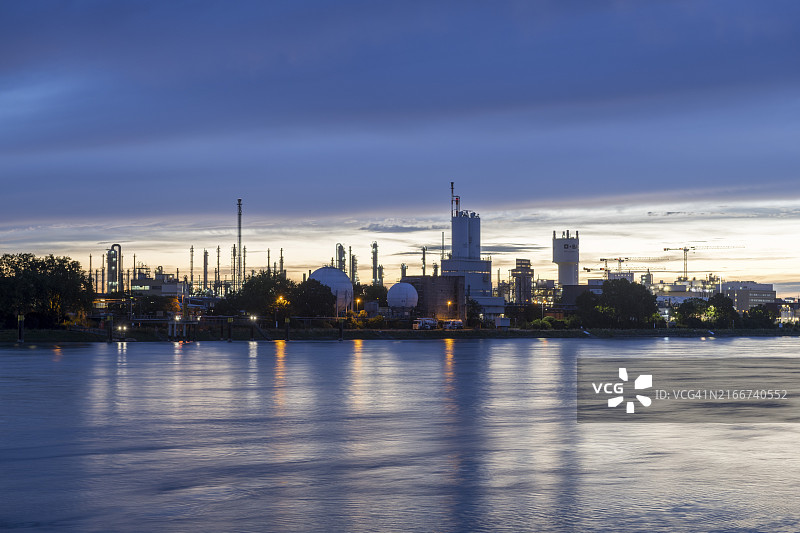 德国巴斯夫莱茵河畔路德维希港工业区图片素材