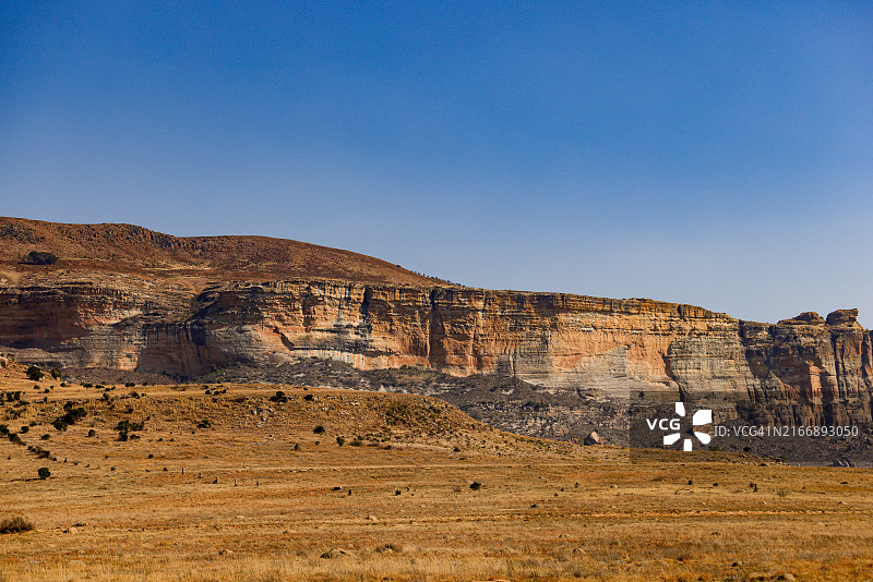 南非金门高地国家公园的广阔砂岩悬崖图片素材