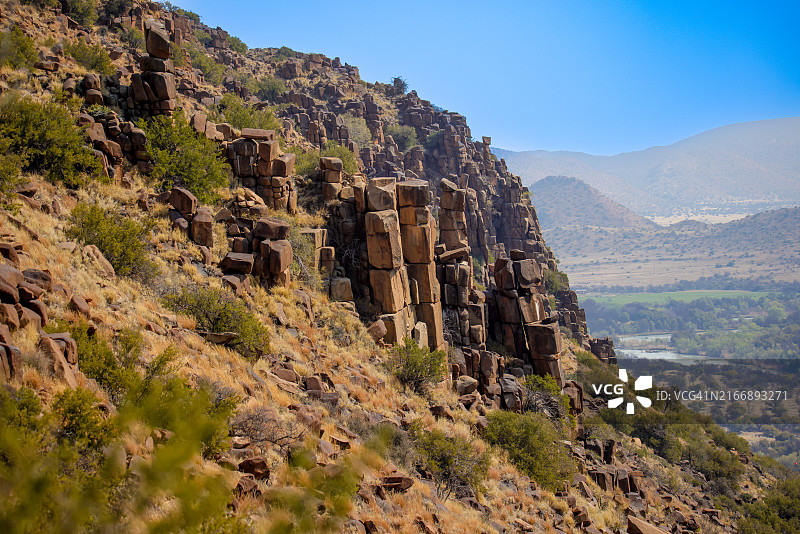 南非金门高地国家公园的壮丽岩层图片素材