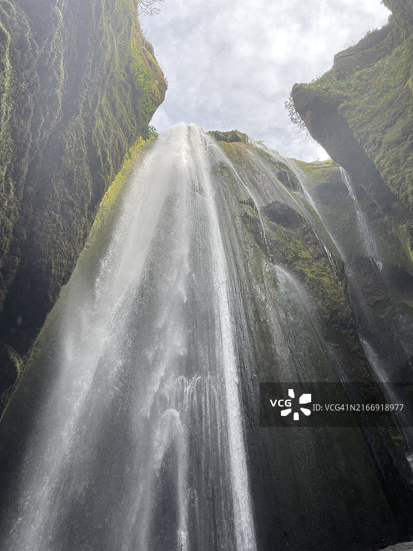 瀑布景观图片素材