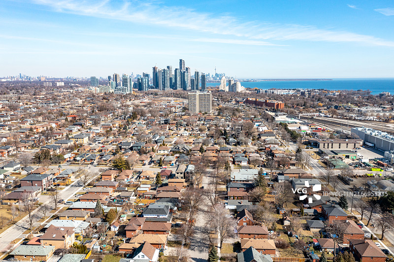 加拿大怡陶碧谷加德纳高速公路和伊斯灵顿大道交汇处景色图片素材