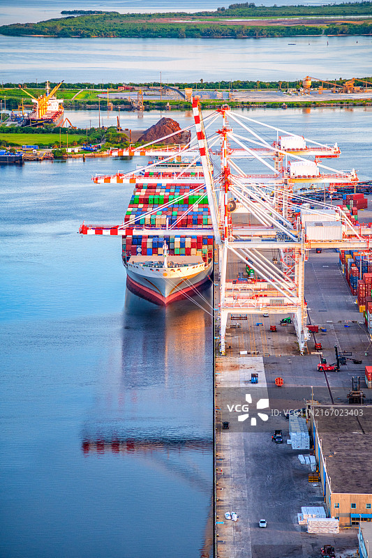 坦帕湾港口鸟瞰图片素材