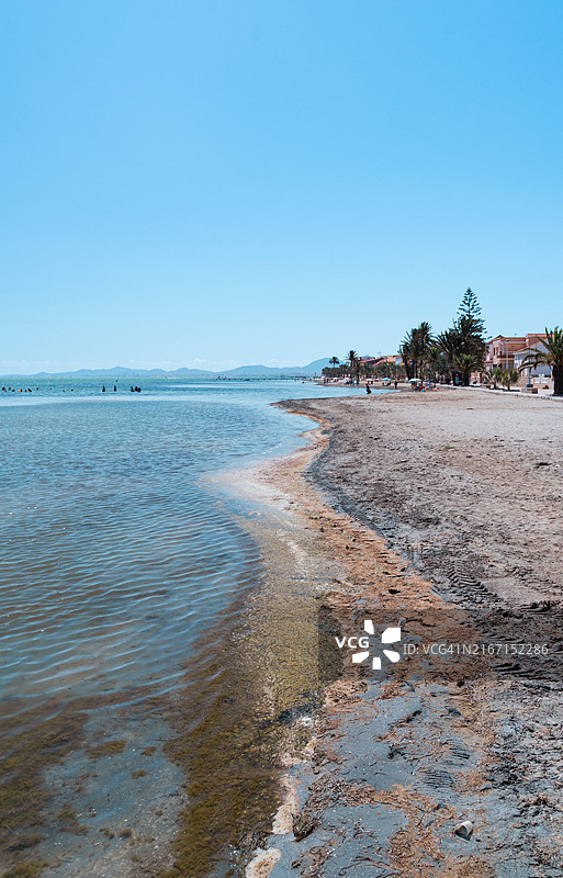 被污染的海滩图片素材