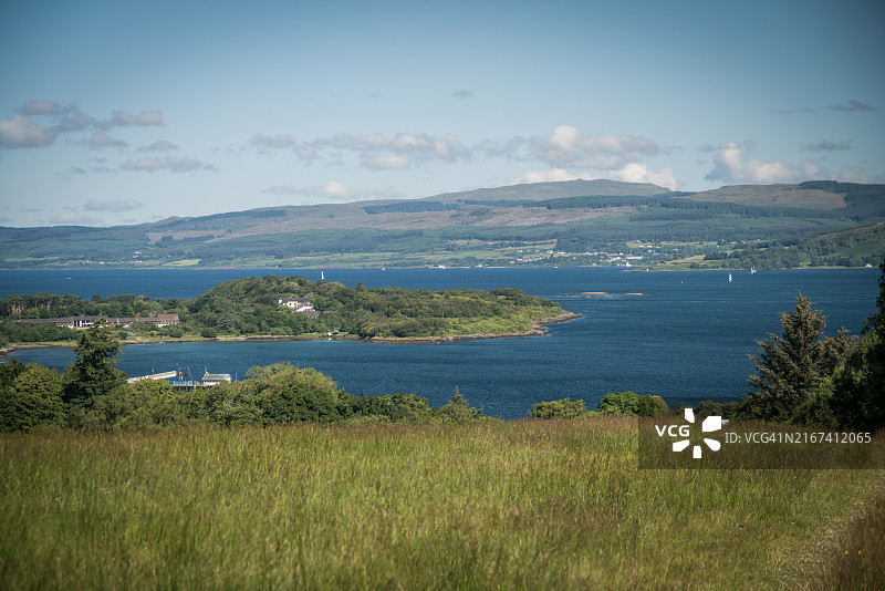 眺望马尔海峡水道图片素材