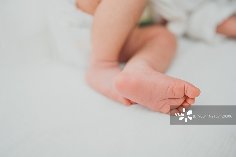 宝宝的腿和脚特写图片素材
