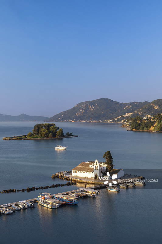 科孚岛卡诺尼的鼠标岛和弗拉赫纳修道院图片素材