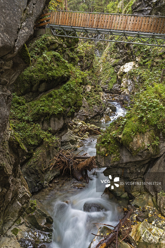 斯特尔津（维皮泰诺）附近的吉尔芬克拉姆峡谷，南蒂罗尔图片素材