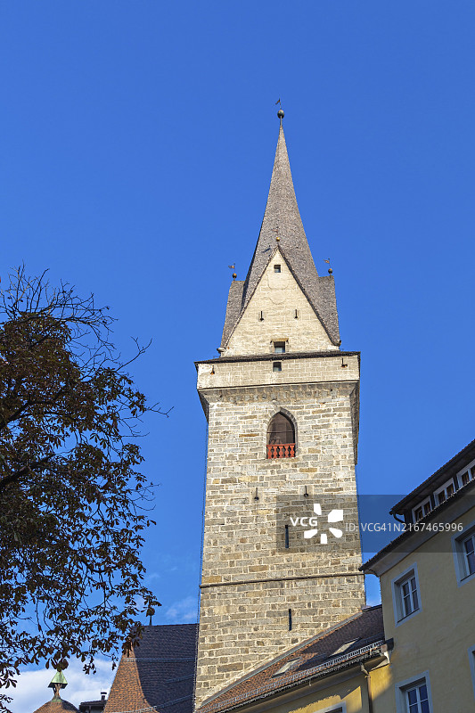 布鲁内克乌尔苏拉教堂塔楼，南蒂罗尔图片素材