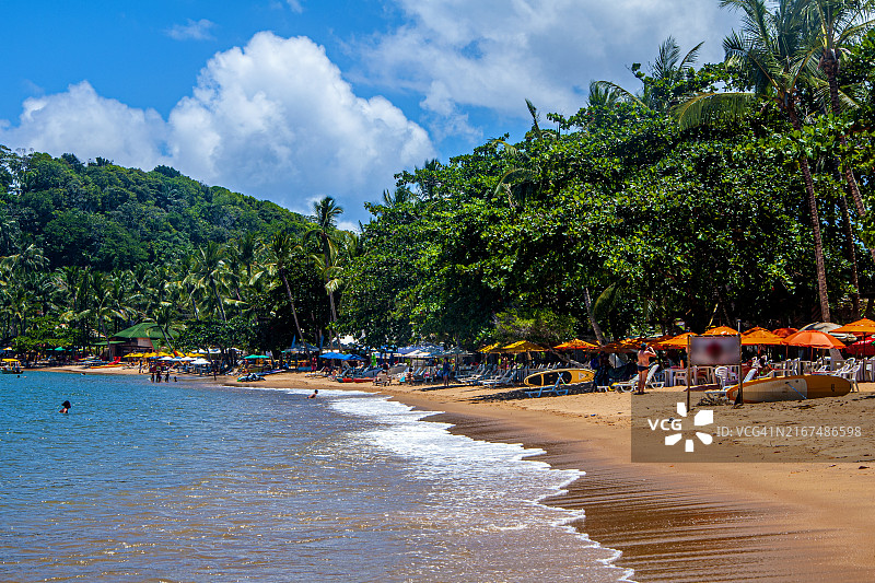 孔查海滩，巴西巴伊亚州伊塔卡雷。大海和自然的 panoramic 景色。图片素材