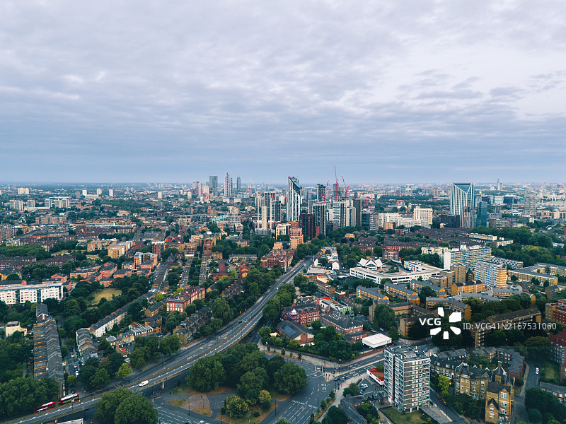 伦敦城市摩天大楼鸟瞰图图片素材