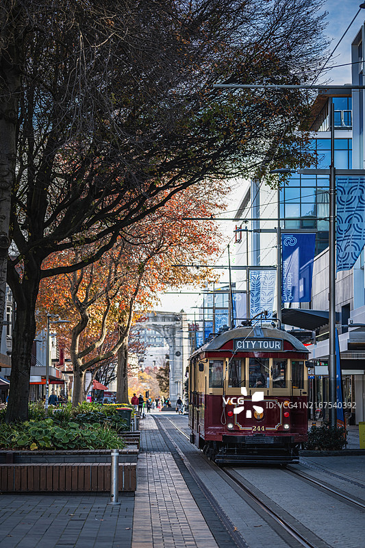 基督城的电车 - 新西兰基督城的秋季景色图片素材