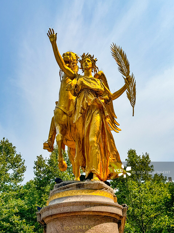 纽约市格兰特陆军广场的威廉·特库姆塞·谢尔曼将军纪念碑图片素材