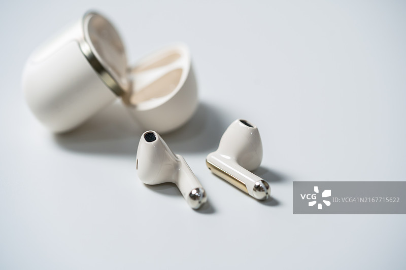 蓝牙耳机图片素材