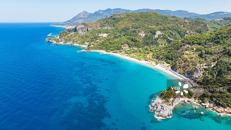 萨摩斯岛波塔米海滩的航拍景色，希腊图片素材