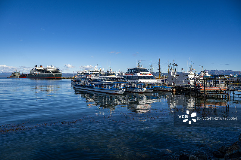 阿根廷火地岛乌斯怀亚的码头，南美洲图片素材