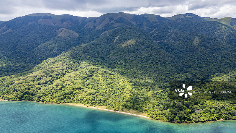 坦桑尼亚贡贝溪国家公园鸟瞰，东非图片素材