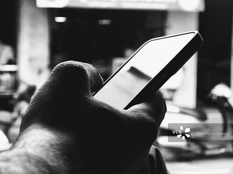 使用手机图片素材