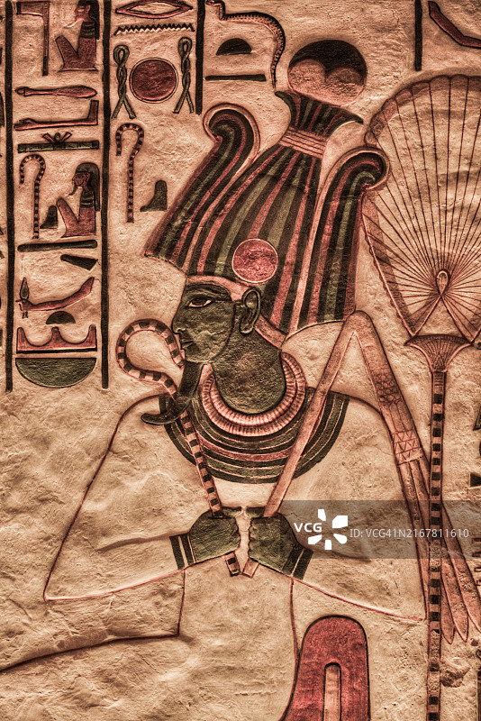 奥西里斯神，壁画和浮雕，内费尔塔里墓，帝王谷，联合国教科文组织世界遗产，卢克索，埃及，北非，非洲图片素材
