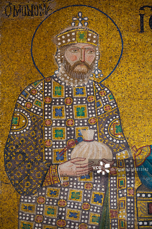 君士坦丁九世皇帝马赛克画像，圣索菲亚大教堂内部，联合国教科文组织世界遗产，土耳其伊斯坦布尔图片素材