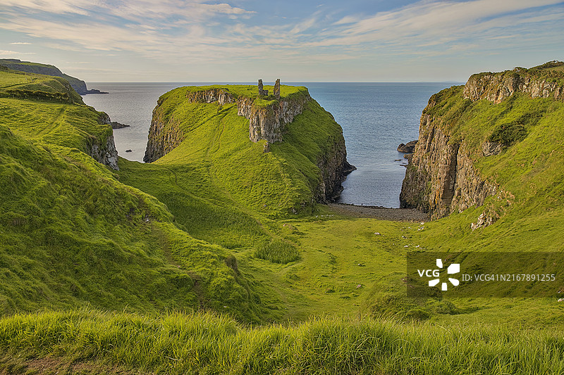 英国北爱尔兰的邓塞韦里克城堡图片素材