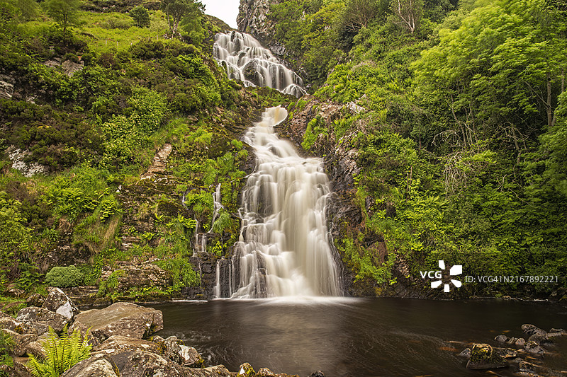 爱尔兰共和国多尼戈尔郡的阿萨兰卡瀑布图片素材