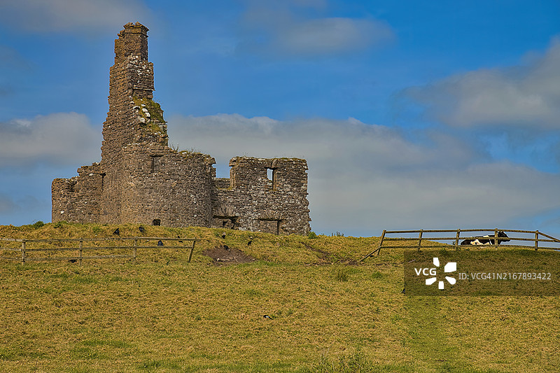 爱尔兰共和国斯莱戈郡的巴利纳法德城堡图片素材