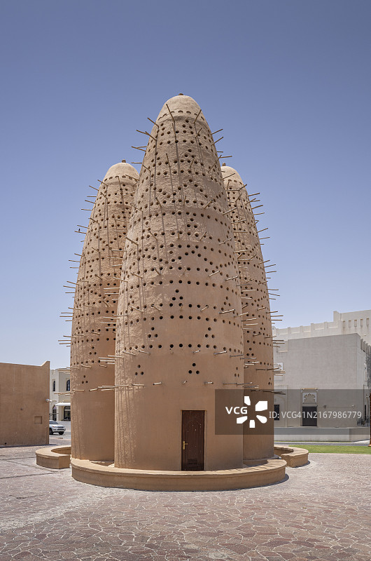 卡塔尔多哈卡塔拉文化村的鸽子塔图片素材