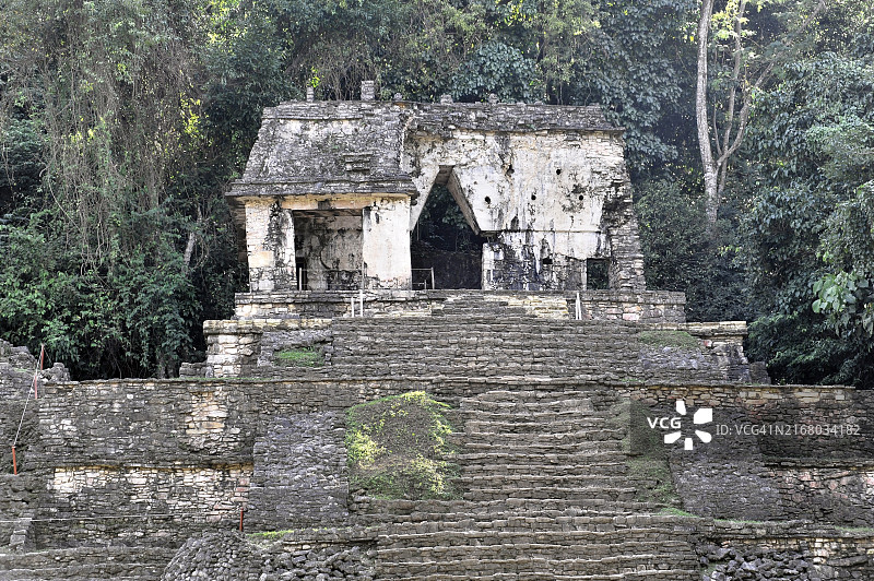 墨西哥帕伦克玛雅遗址太阳神庙图片素材