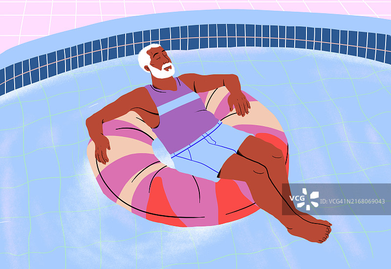 年长的男人在泳池里躺在漂浮垫上放松图片素材