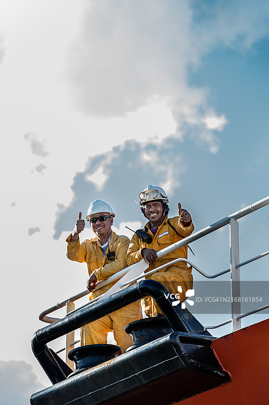 竖起大拇指图片素材